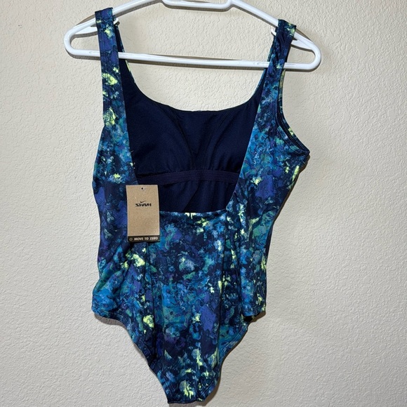 Nike Swim Earth Dye One Piece Swim - Picture 4 of 6